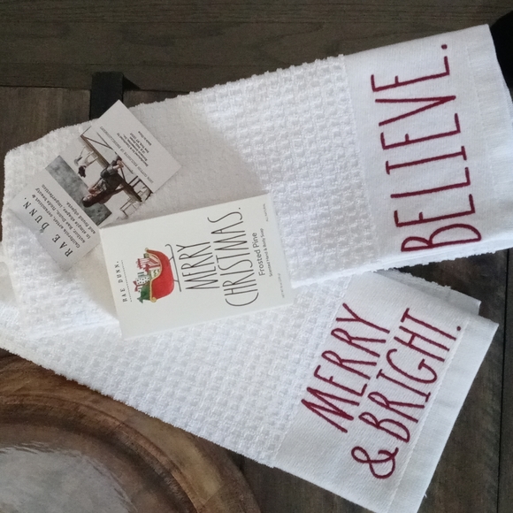 Rae Dunn Soap bar + 2 Rae Dunn Christmas towels. Great hostess gift - Picture 4 of 5